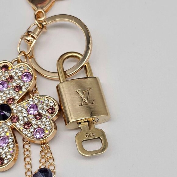 Authentic Louis Vuitton Lock & Key with Unbranded Flower Charm, Keychain - Picture 6 of 9
